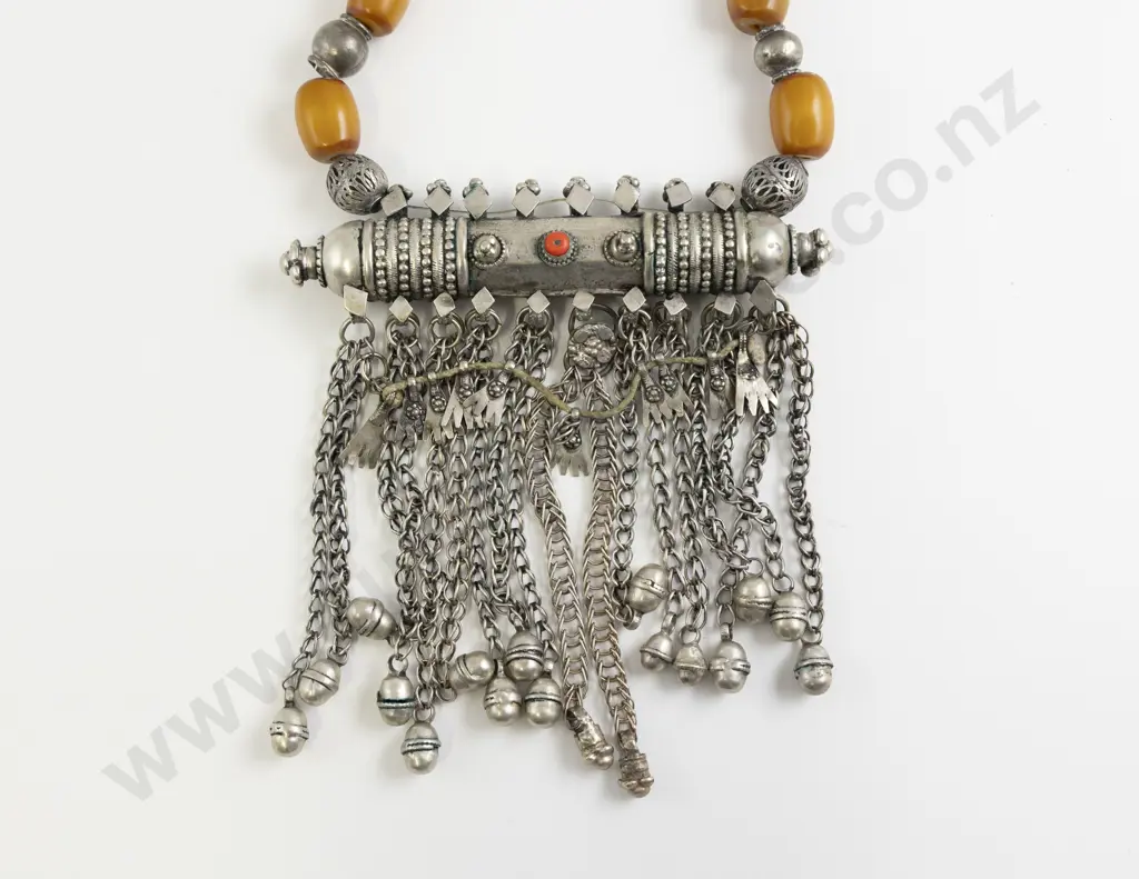 Antique Yemen Hirz Amulet Silver Metal Pendant Necklace Image 1++