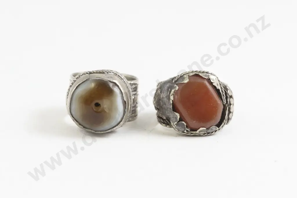 Two Vintage Yemen Silver Metal and Agate Bead Rings Image 1++