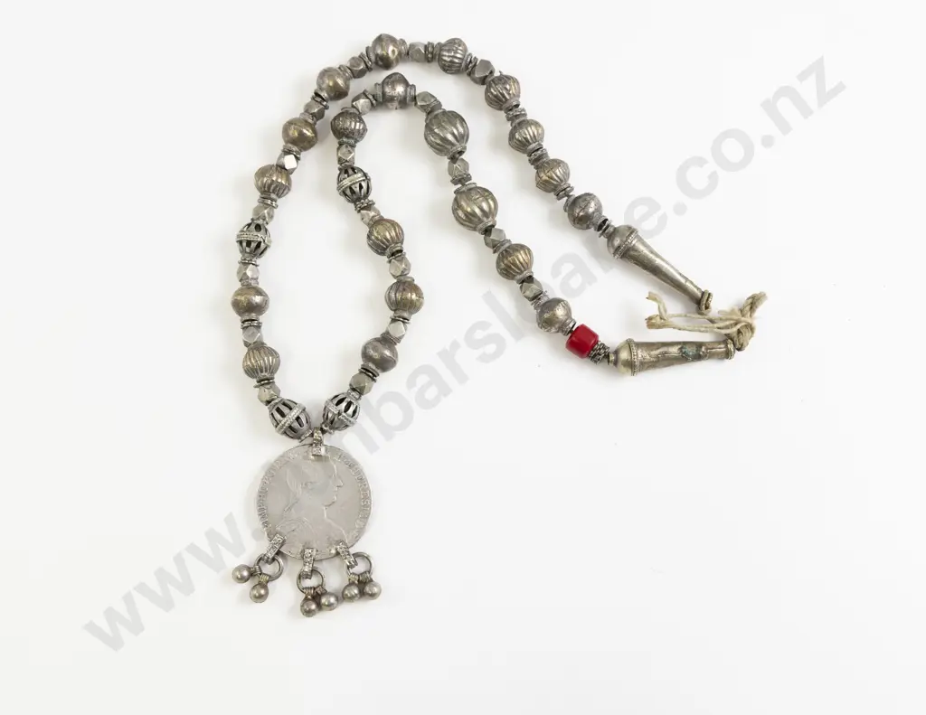Antique Yemen Silver Metal Coin Pendent Necklace Image 1++