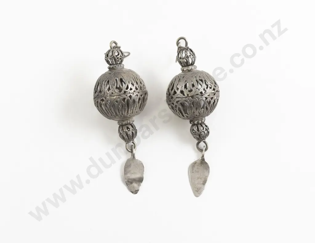 Vintage Yemen Silver Metal Lantern Drop Earrings Image 1++