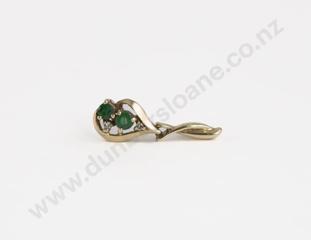 9ct Two Stone Emerald Pendant Image 1++