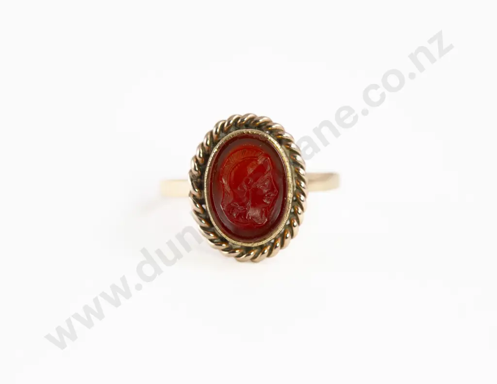 9ct Signet Seal Style Ring Image 1++