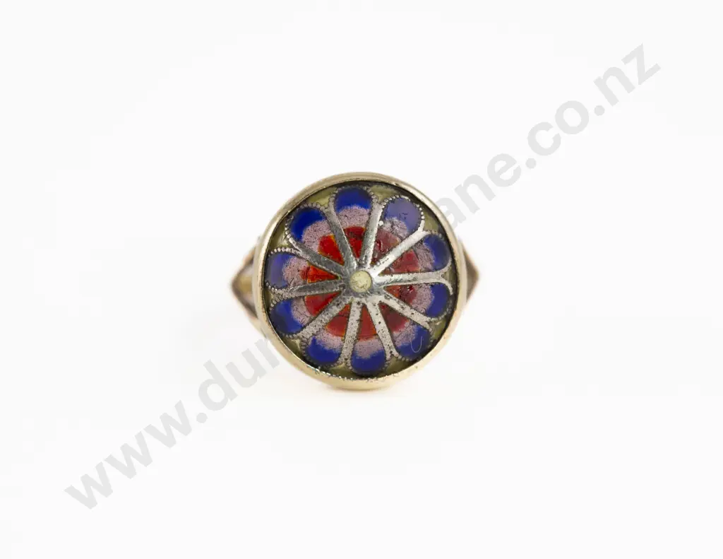 Vintage 9ct Red White and Blue Glass Leadlight Type Domed Ring Image 1++