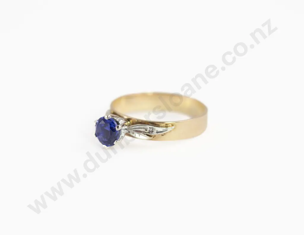 9ct Single Imitation Sapphire Ring Image 1++