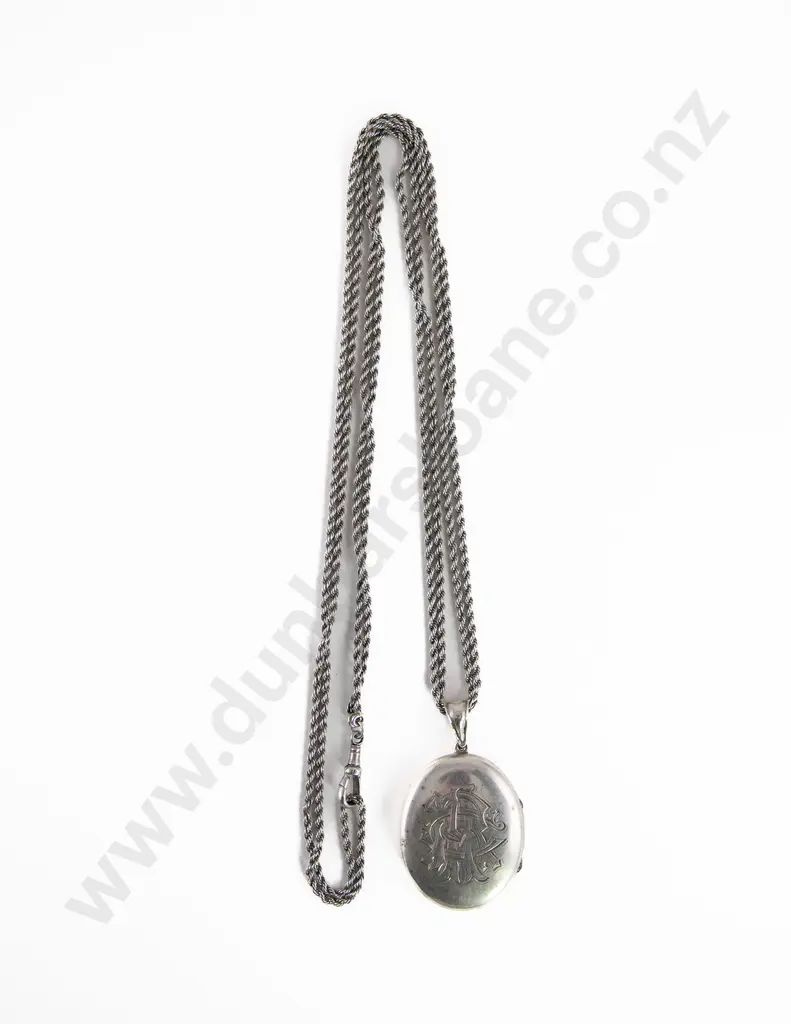 Victorian Silver Oval Photo Locket Image 1++