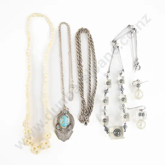 Two S/S Neck Chains