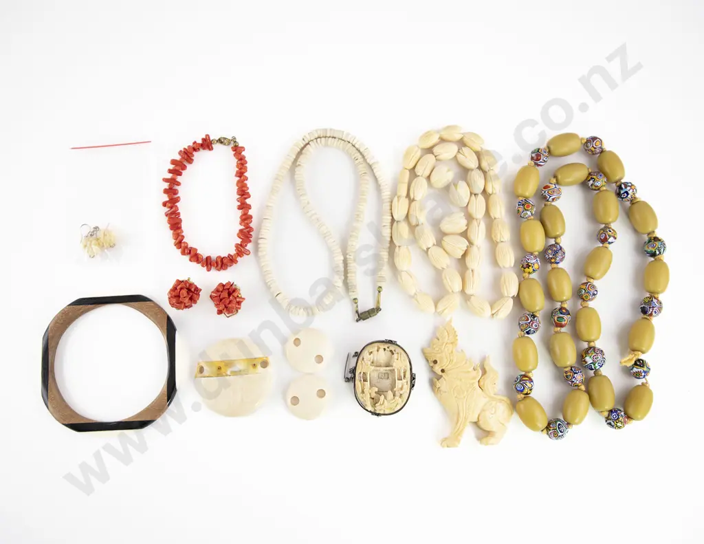 Vintage Venetian Bead and Plastic Amber Necklace Image 1++