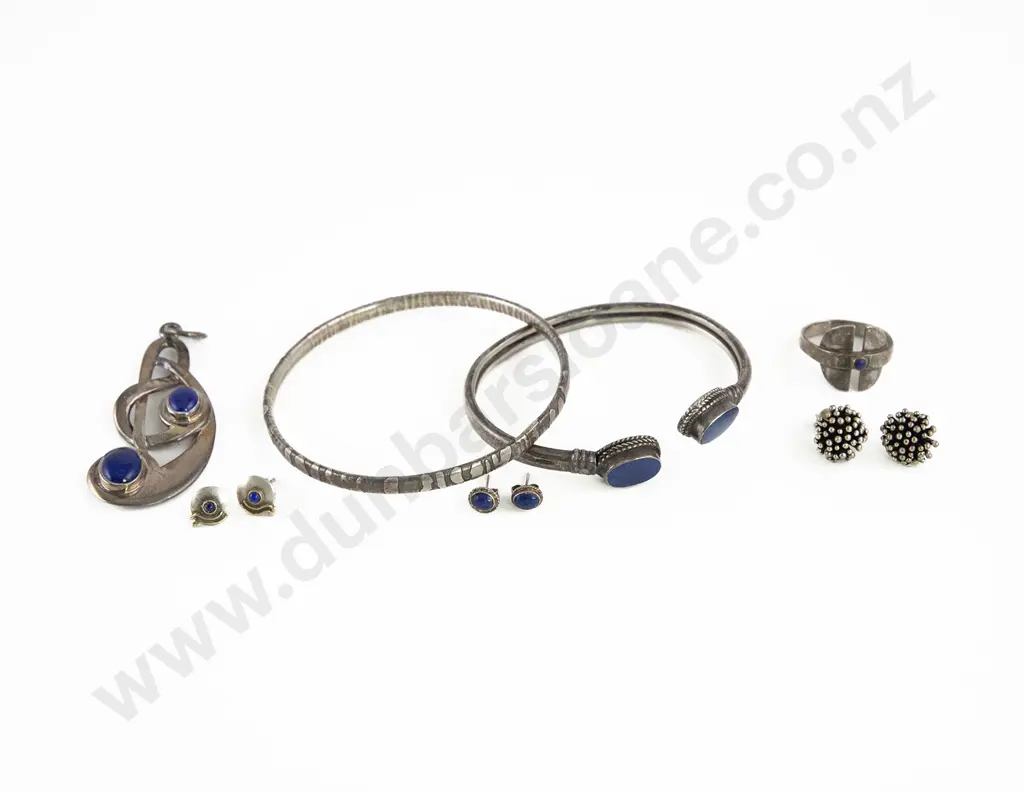 Modern Design Silver and Silver/Lapis Jewellery Image 1++