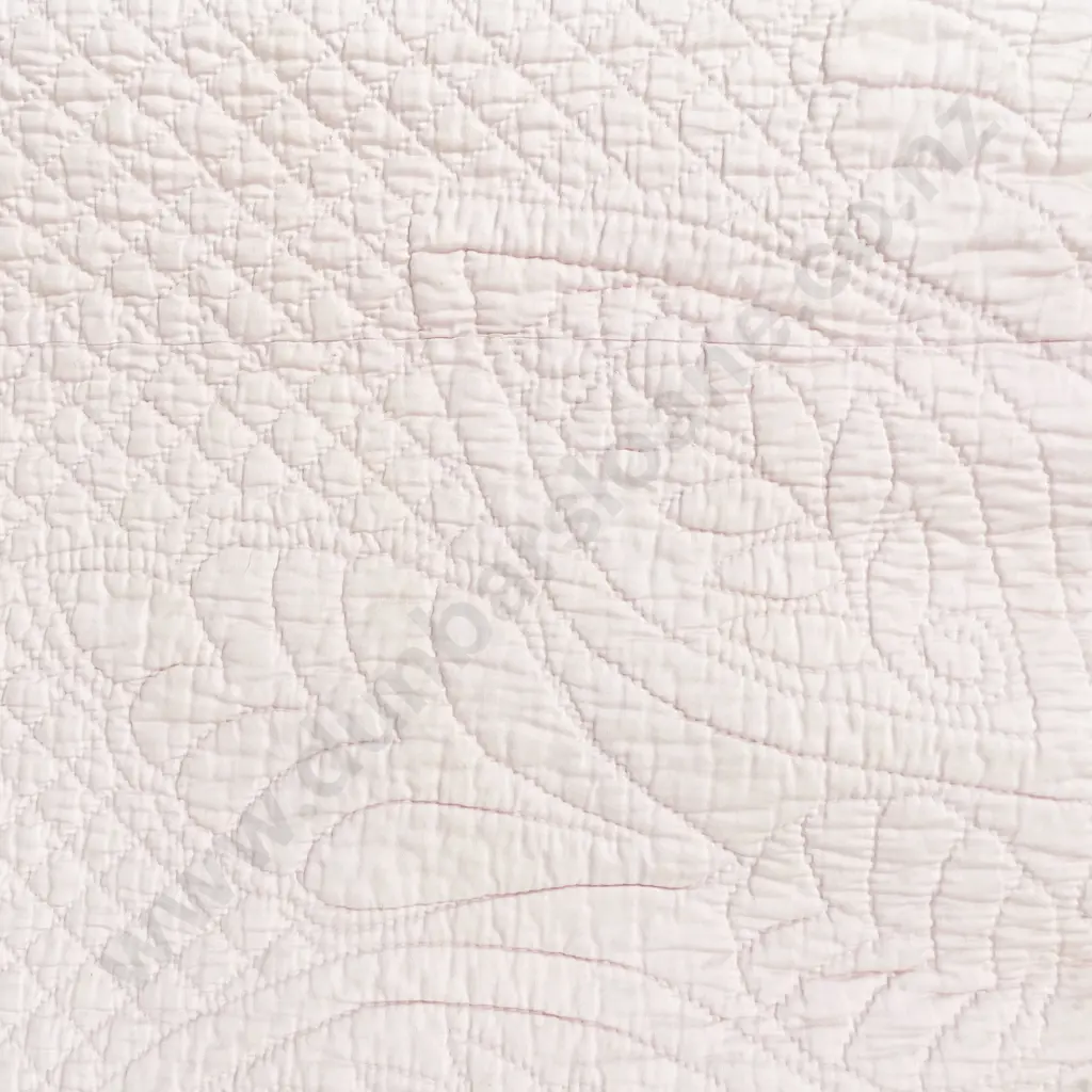 Vintage All Hand Stitched Quilted Quilt Image 1++
