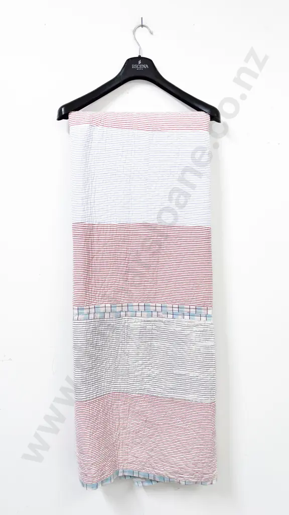 Vintage All Hand Stitched Quilted Quilt Image 1++