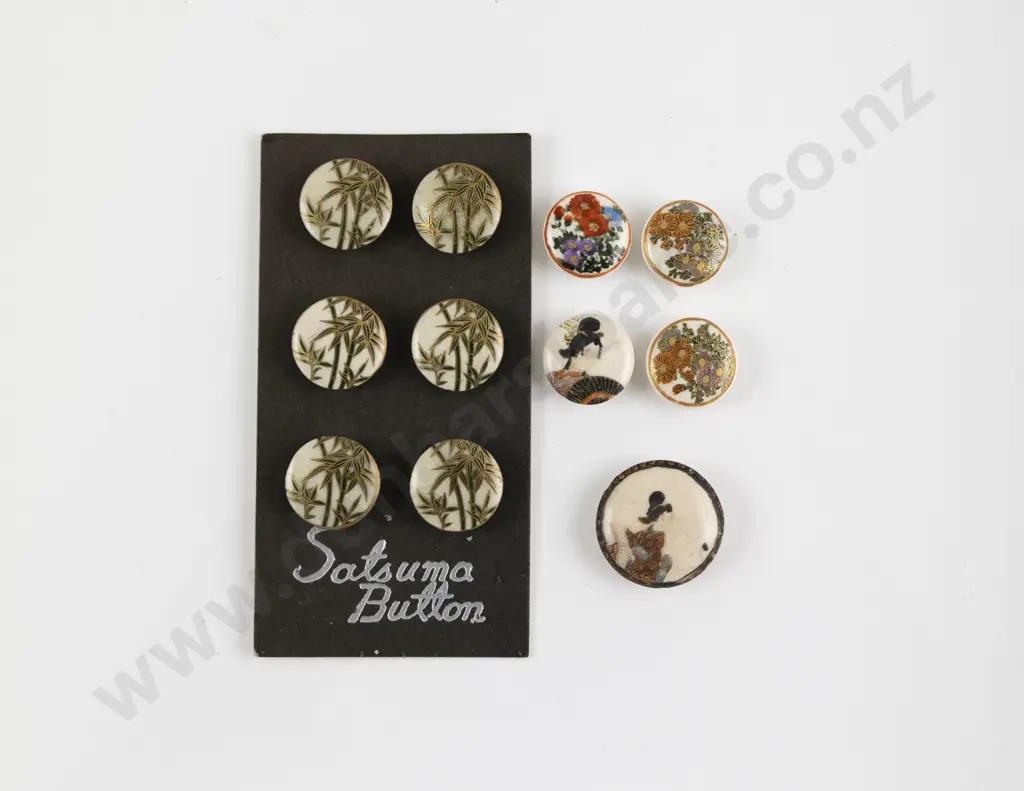 Set of Six Satsuma Buttons and Five Others Image 1++