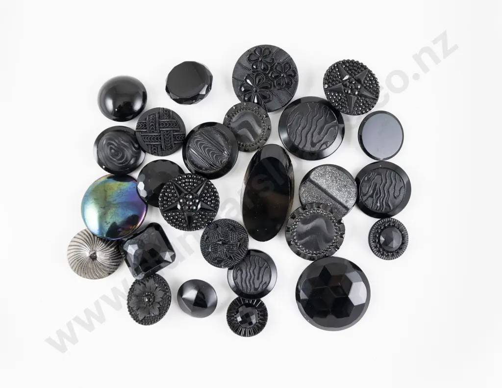 Collection Victorian Black Glass Buttons with box metal shanks Image 1++