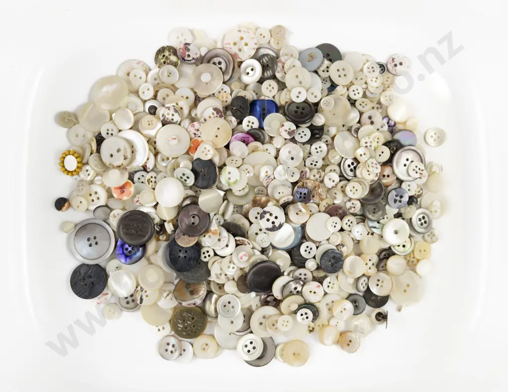 Collection MOP Buttons Image 1++