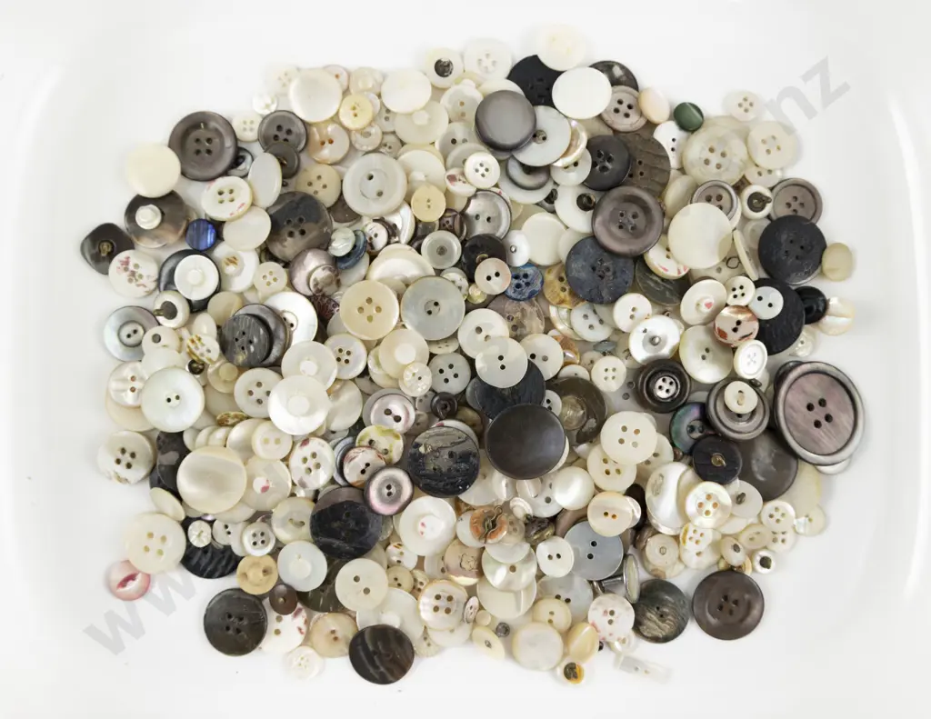 Collection MOP Buttons Image 1++