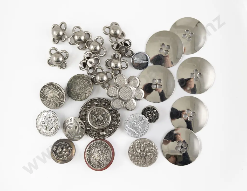 Collection Silver Metal Buttons Image 1++