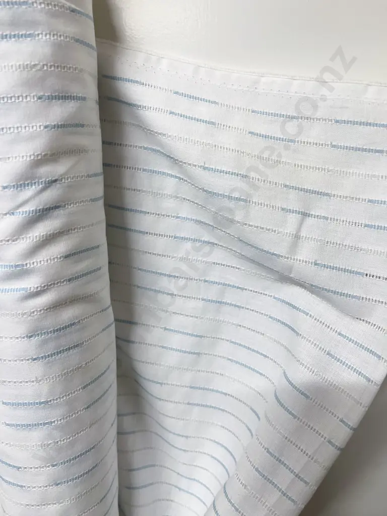 Part Roll Blue Pulled Tread Pattern Cotton Image 1++
