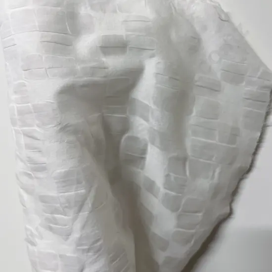Part Roll White Patterned Cotton