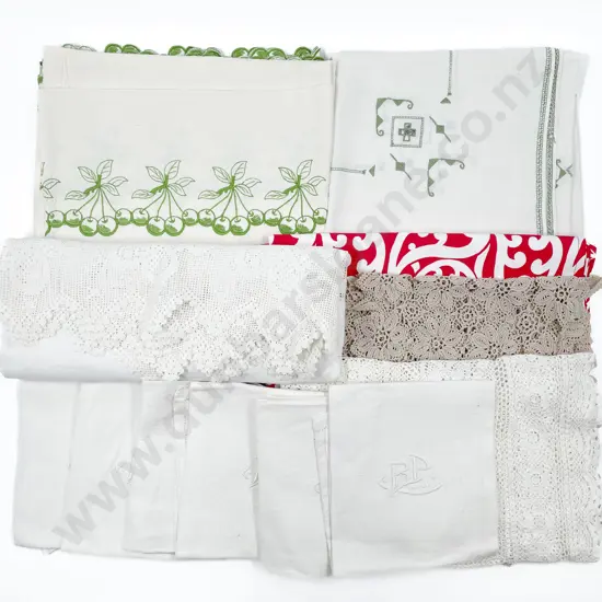 Collection Vintage Table LInens