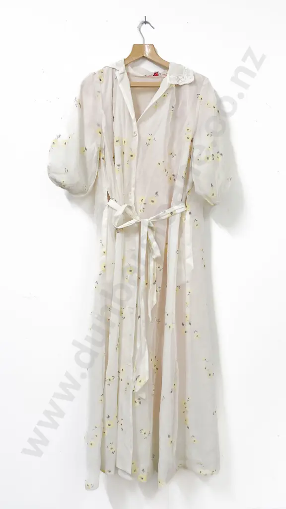 Vintage Light Pink Crepe Night Gown with Jacket and Nylon Housecoat Image 1++