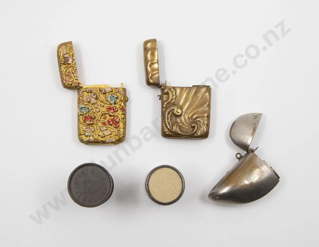 Five Vesta Cases; S/S Cylindrical Case with 'Fern Vestas NZ' cardboard box inside Image 1++