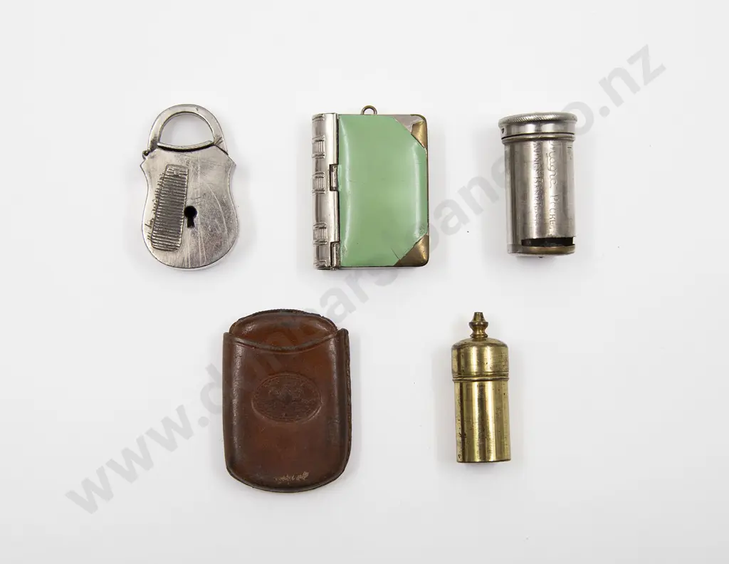 Five Assorted Vesta Cases Including; Leather Pouch Image 1++