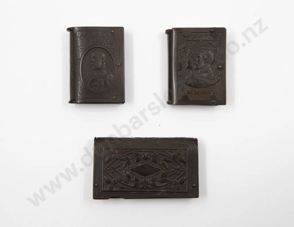 Three Brown Bakelite Vesta Cases; Case Depicting Edward VII Image 1++