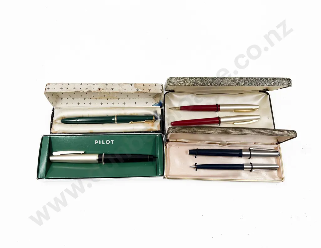 Original Boxed Fountain Pen and Pencil Sets Image 1++