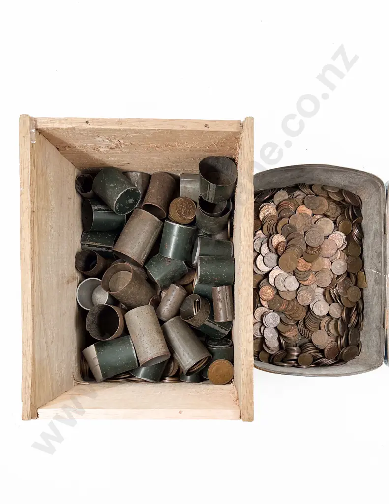 Large Qty Pre and Post Decimal Mainly NZ Copper Coinage Image 1++