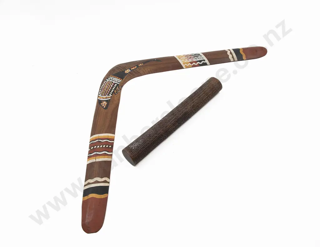 Queensland Aboriginal Boomerang & PNG Finely Carved Shaft-piece Image 1++