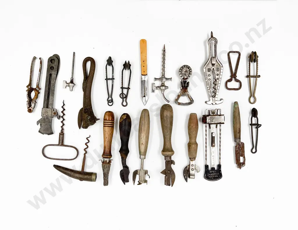 Collection of Vintage Can-openers & Other Implements Image 1++