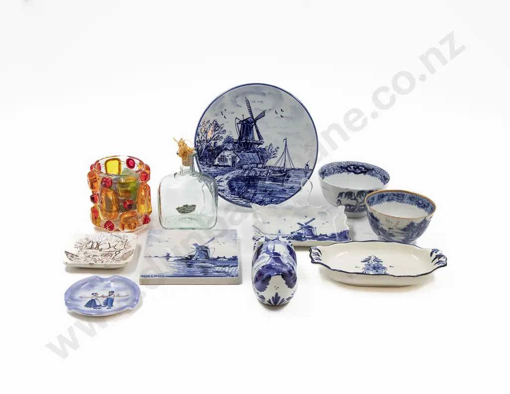 Small Collection Dutch Delftware and Two Tea Bowls Image 1++