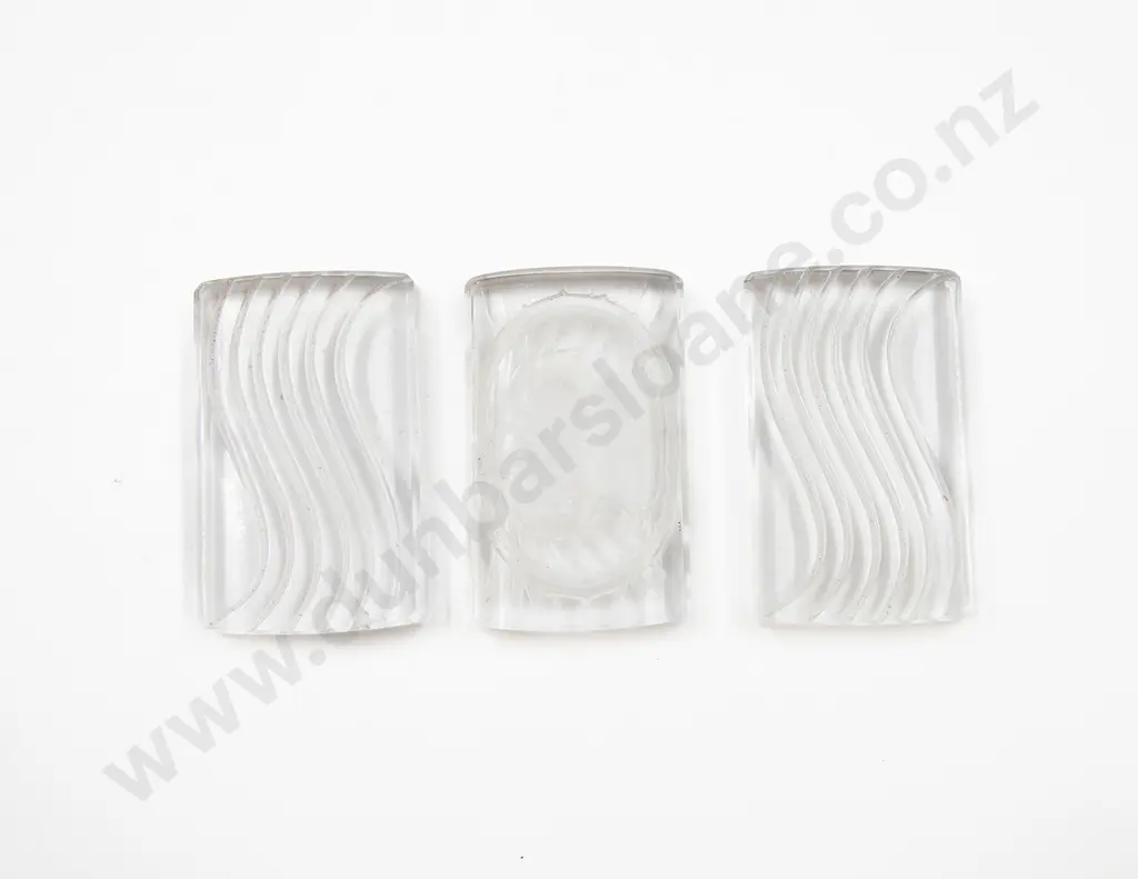 Three Lalique France Paperweights Image 1++