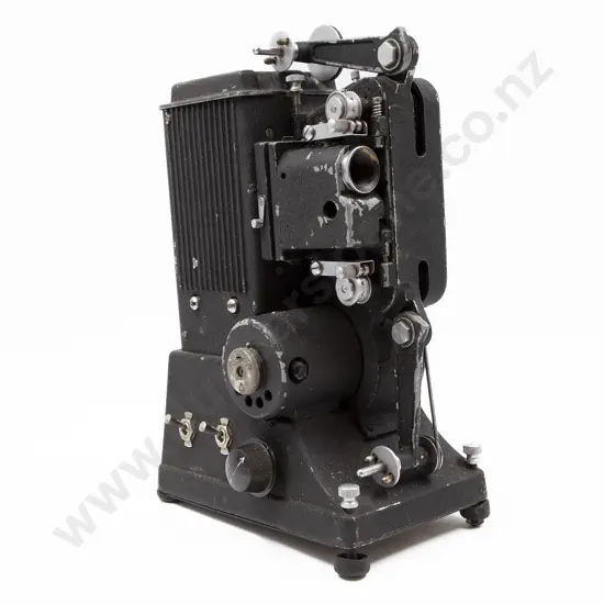 Eumic Automatic P8 Movie Projector
