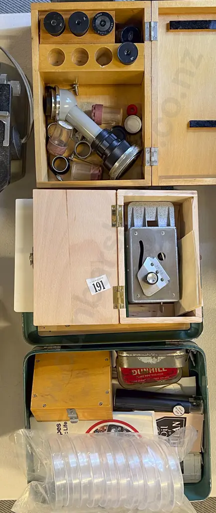 Olympus Tokyo Microscope with Box of Lenses & Microscope Equipment Image 1++