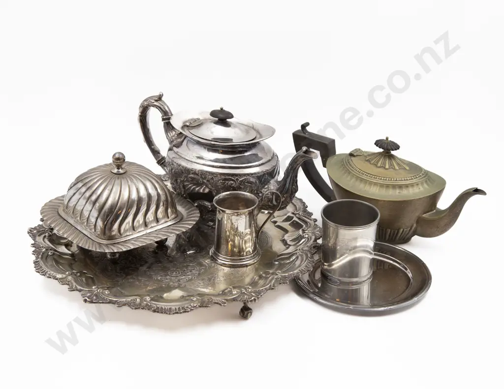 Collection of Silverplate-ware Image 1++