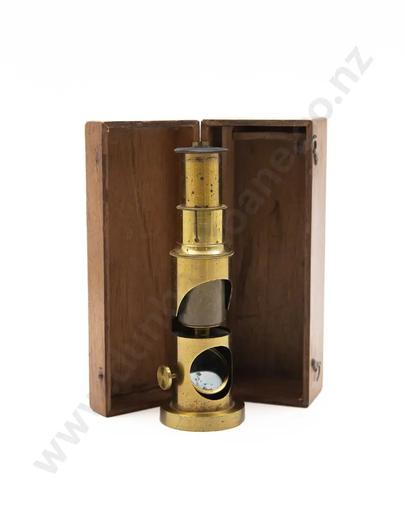 Late Victorian Field Pocket Brass Microscope Image 1++