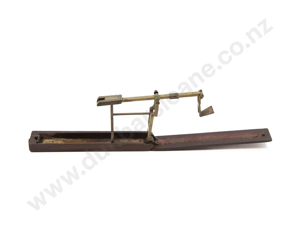 Early C19th Sovereign Scales Image 1++