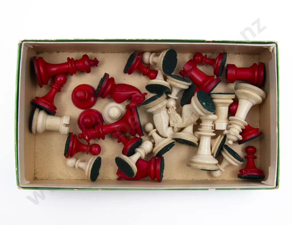Small Late Victorian Bone Chess Set Image 1++