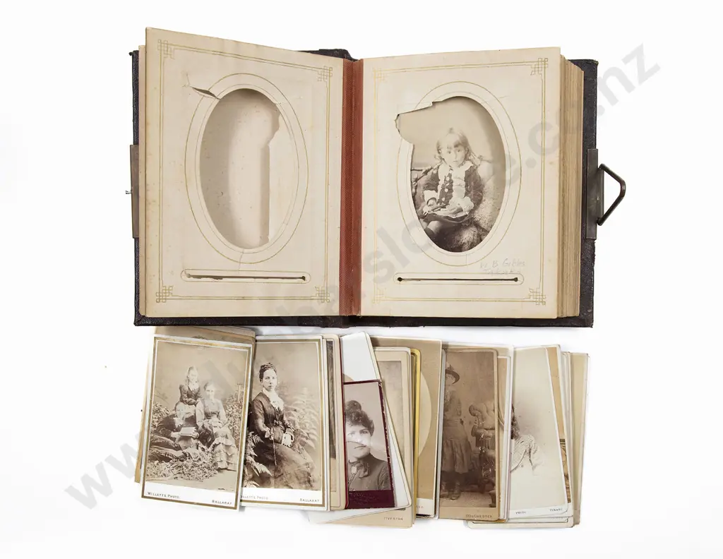 Collection Australian Colonial and English Portrait Photographs Image 1++