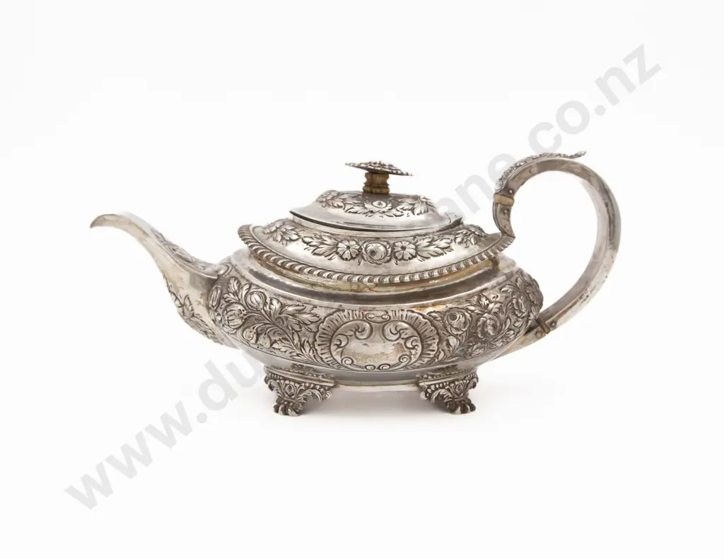 S/S Regency Floral Embossed Teapot Image 1++