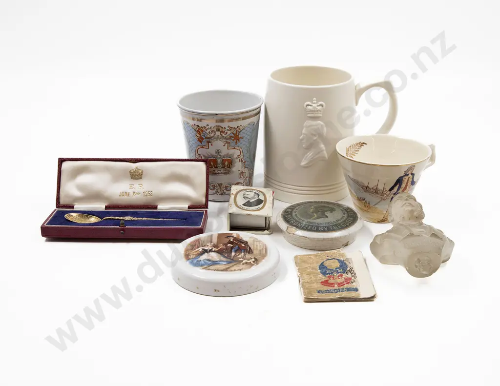 Collection Royal Commemorative Ware Image 1++