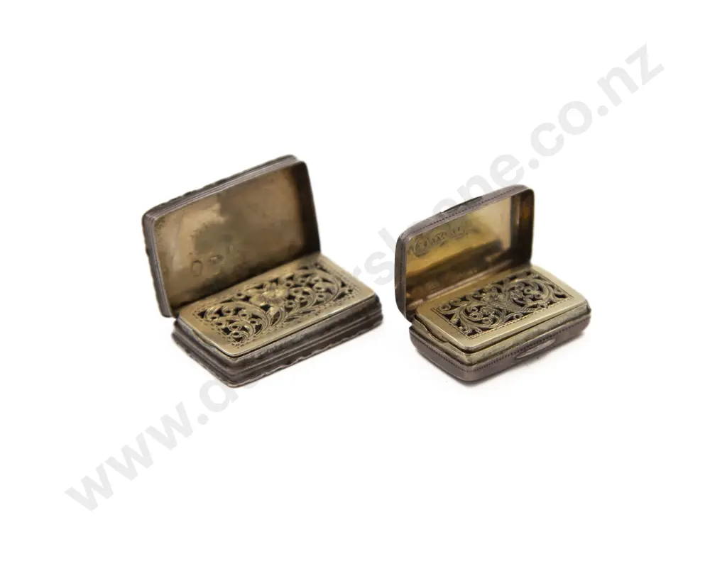 Two Small Late Georgian S/S Vinaigrettes Image 1++