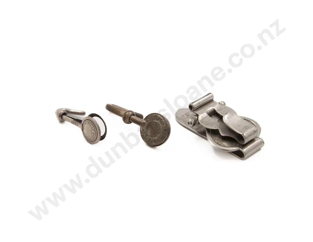 S/S Napkin Hook Image 1++