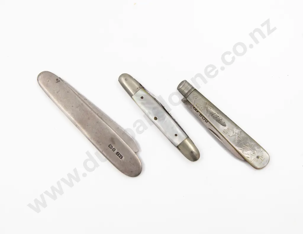 Two S/S Pocket Knives Image 1++