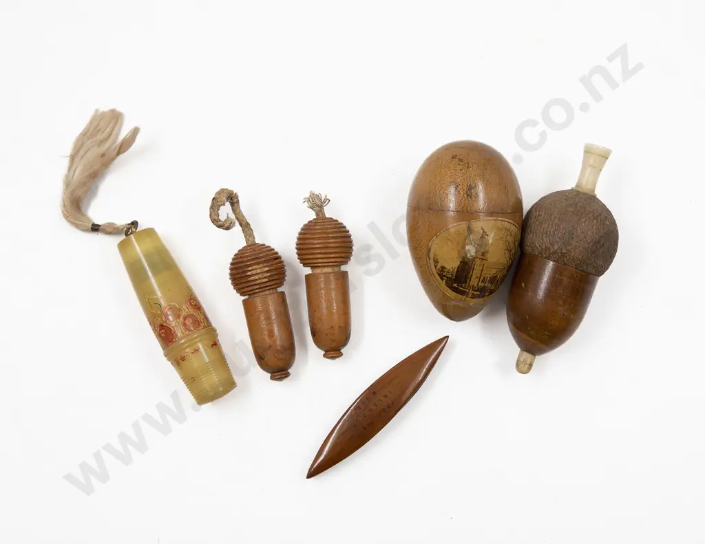 Collection Five Vintage Sewing Containers and Tatting Schuttle Image 1++