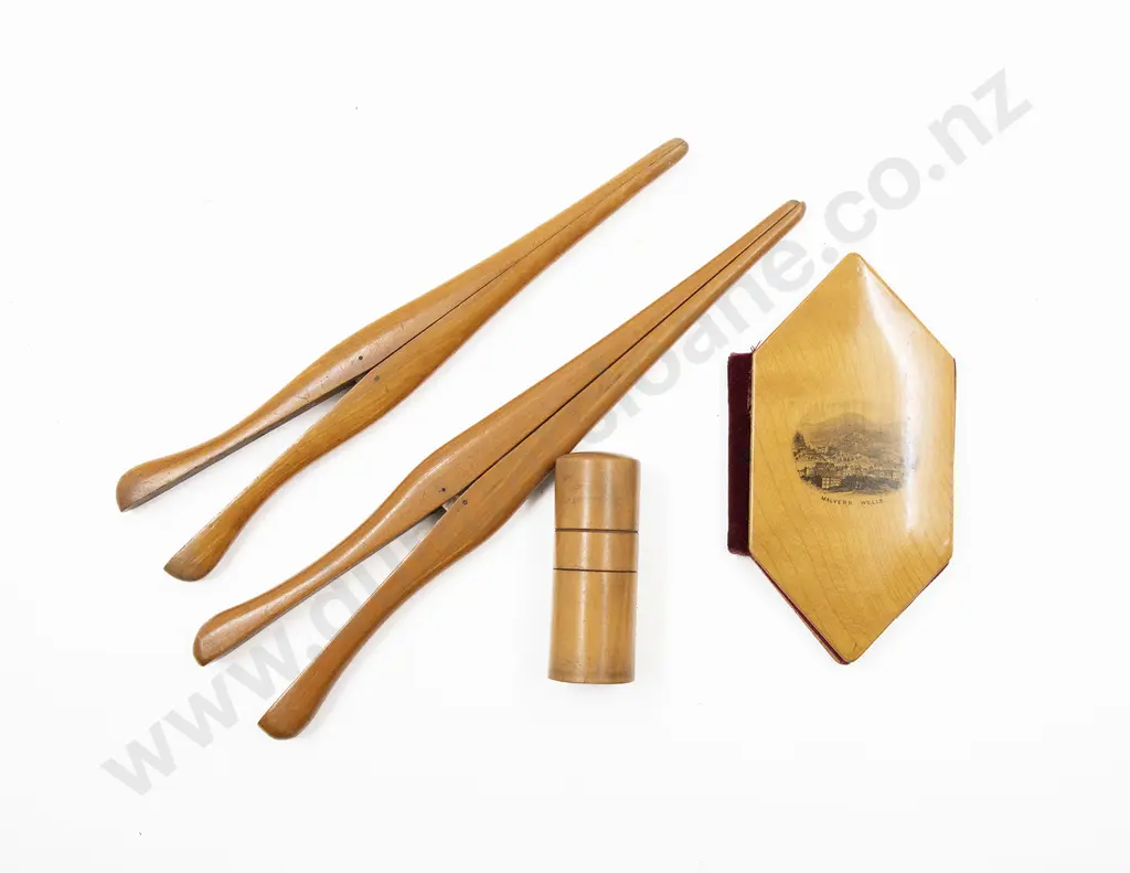 Victorian Treen Two Pair Glove Stretchers and Two Needle Cases Image 1++