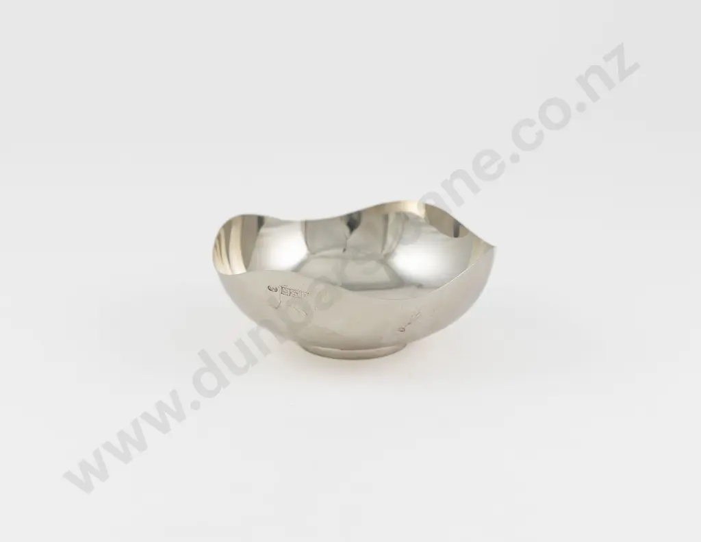 1947-1972 S/S Royal Commemorative Bowl Image 1++