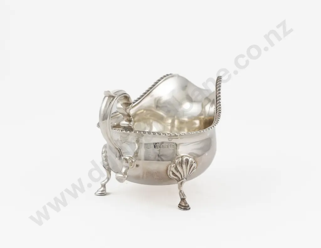 Geo V S/S Gravy Boat Image 1++