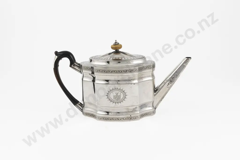 Geo III S/S Teapot Image 1++