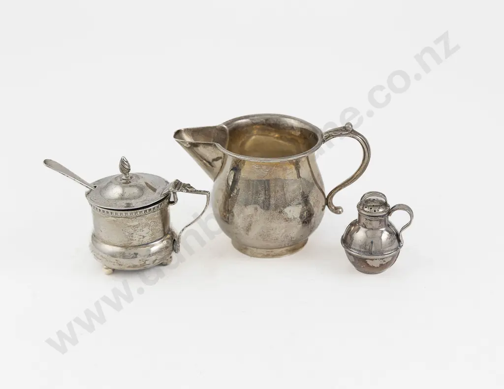 Geo V S/S Cream Jug Image 1++